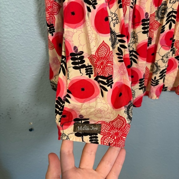 Matilda Jane Red and Cream Floral Blouse - Picture 12 of 13